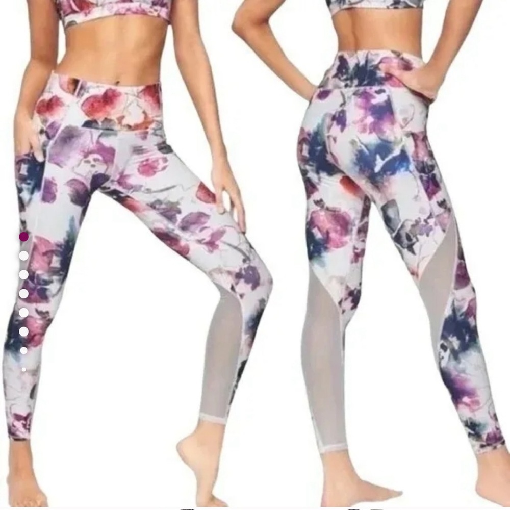 Athleta > Floral Watercolor Mudra 7/8 Leggings Large